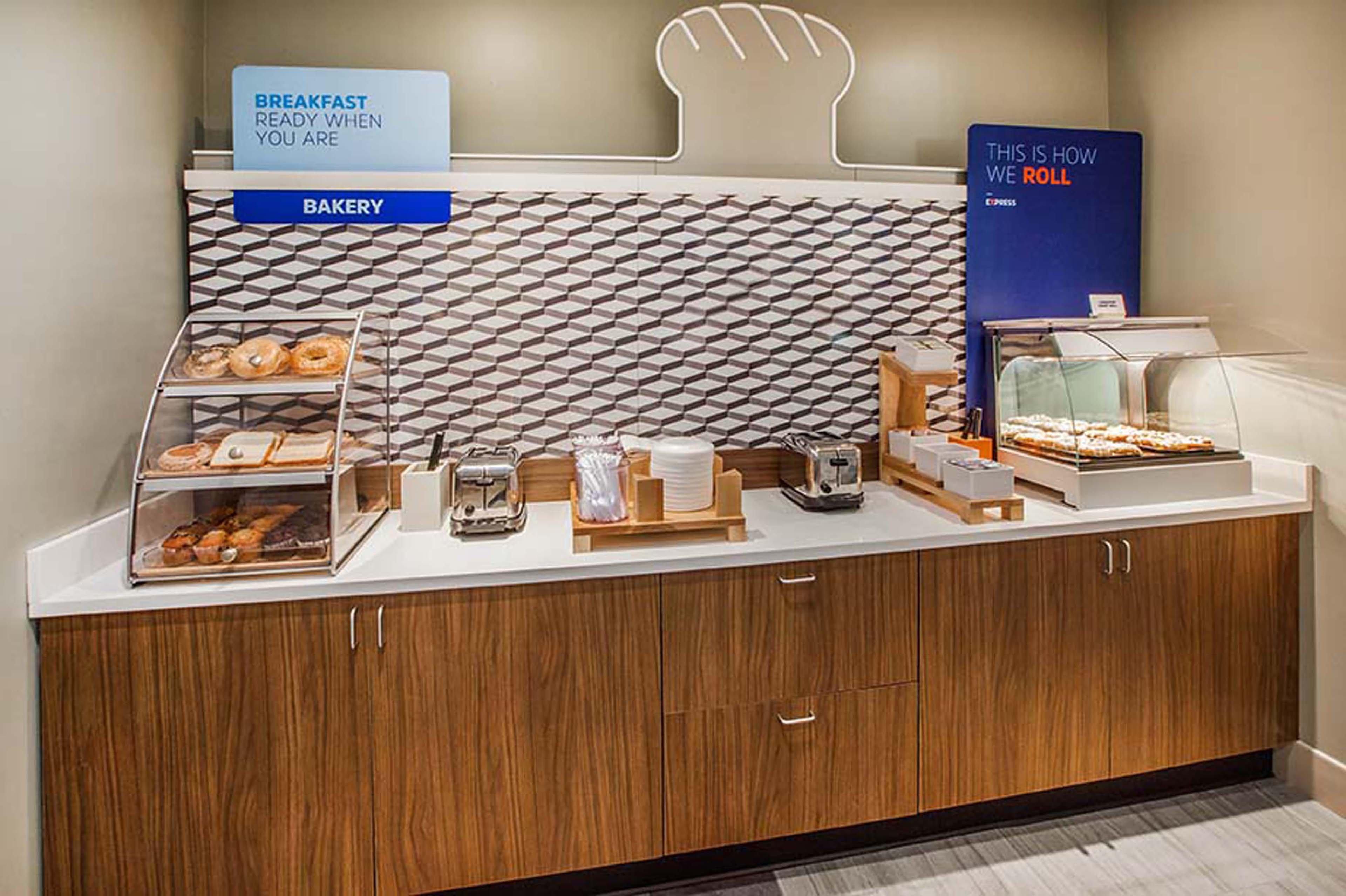 Holiday Inn Express - Bethlehem By Ihg Уиндер Экстерьер фото